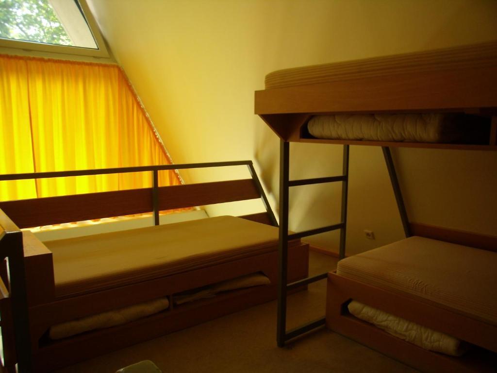 ברלין Jugendgaestehaus St.-Michaels-Heim חדר תמונה