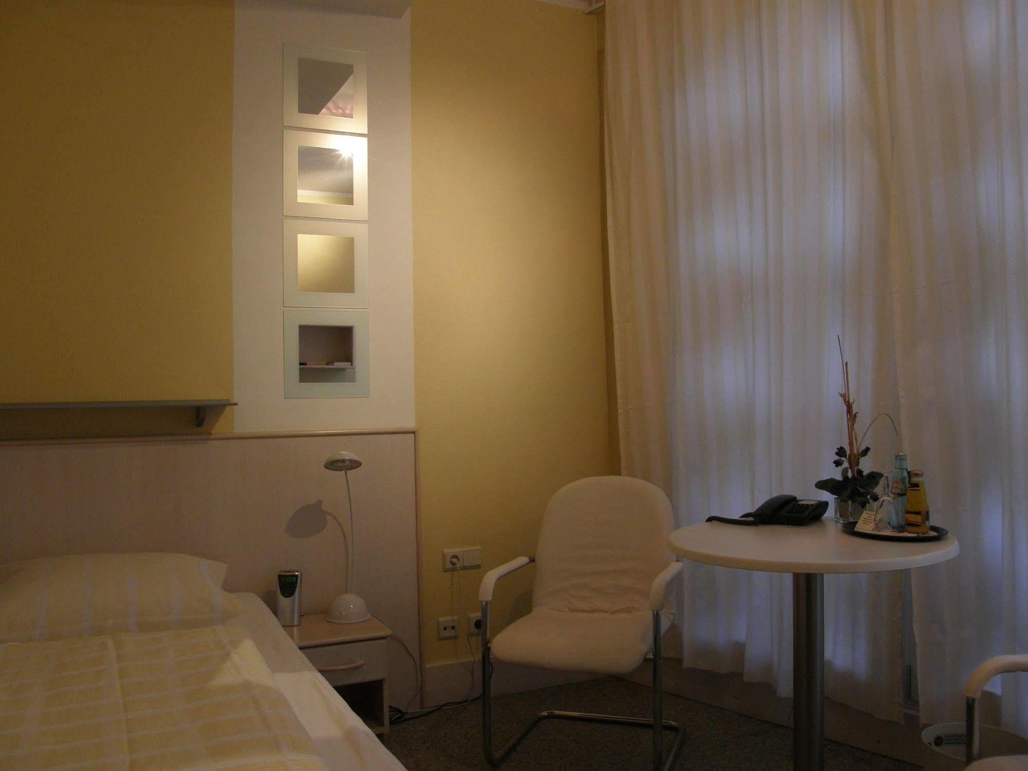 ברלין Jugendgaestehaus St.-Michaels-Heim מראה חיצוני תמונה